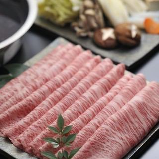[Top Saga beef shoulder loin sukiyaki hot pot course] 8 dishes total 6800 yen
