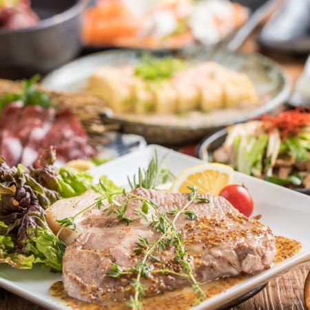 Our recommendation!! Three kinds of sashimi and pork shoulder steak★ [Special course] 9 dishes 4000 yen 2.5 hours all-you-can-drink included