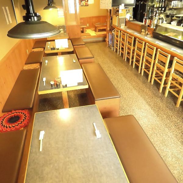 The tatami room can seat up to 6 people.You can take off your shoes and relax.There are table seats, counter seats, and tatami mats, so please choose your favorite seat.(On Sundays, the previous owner and his wife are open for business.)