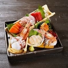 Assortment of 7 types of Aburiya special sashimi (1 serving)