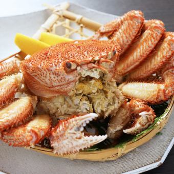 Boiled hairy crab served whole
