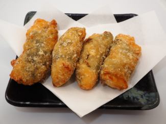 Sashimi plum shiso roll