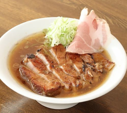 コースの〆は絶品ラーメン