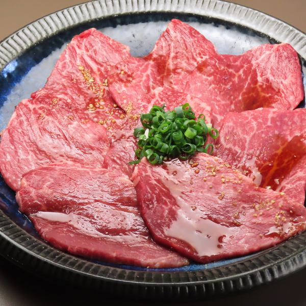 【鮮度抜群の特選部位！】≪特撰赤身ロース≫贅沢なひとときを◎2200円(税込)