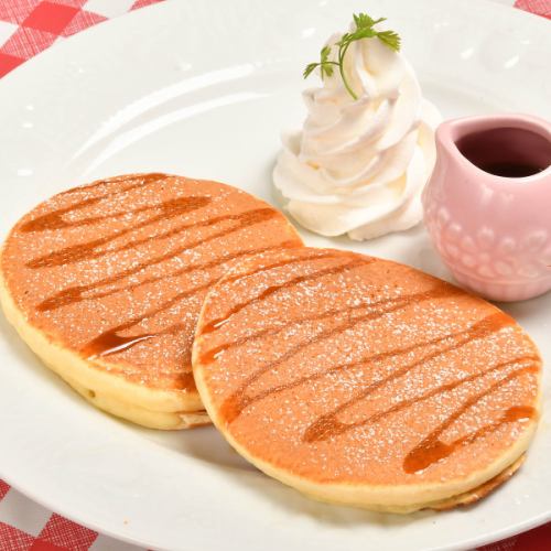 "Popular!" Fluffy freshly baked pancakes ¥ 600 (tax included)