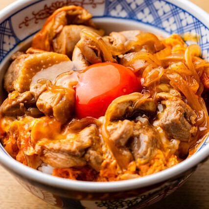 天草大王と十六代真っ赤卵の親子丼