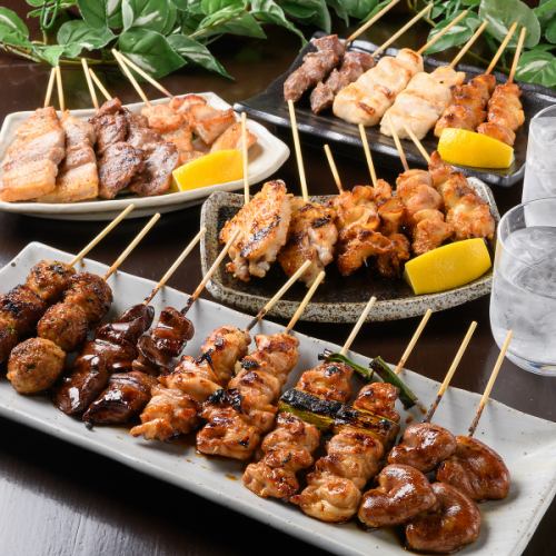 ≪Various one-of-a-kind dishes, yakitori skewered at the restaurant≫