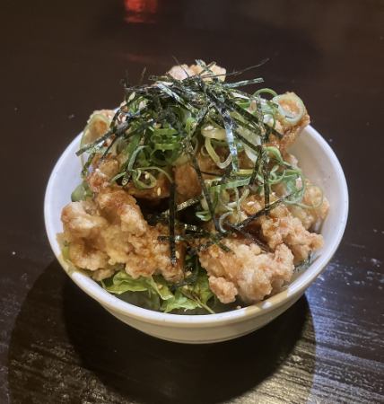 とりから丼