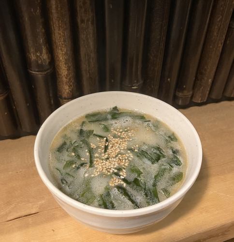 スープ(卵/わかめ)