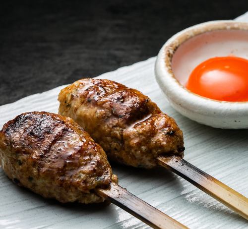 [Charcoal-grilled meatballs] Completely original meatballs made with konnyaku paste! Carefully grilled from raw.
