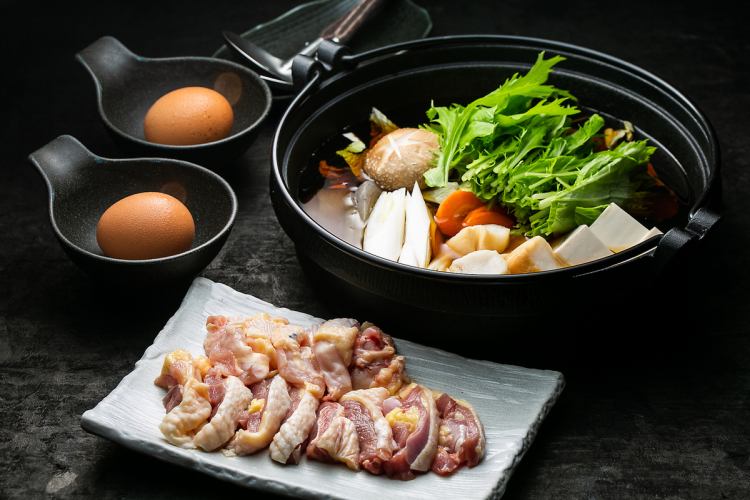 Kumamoto local chicken "Amakusa Daio" sukiyaki hotpot course ◆ 7 dishes in total ◆ 3,850 yen (tax included)