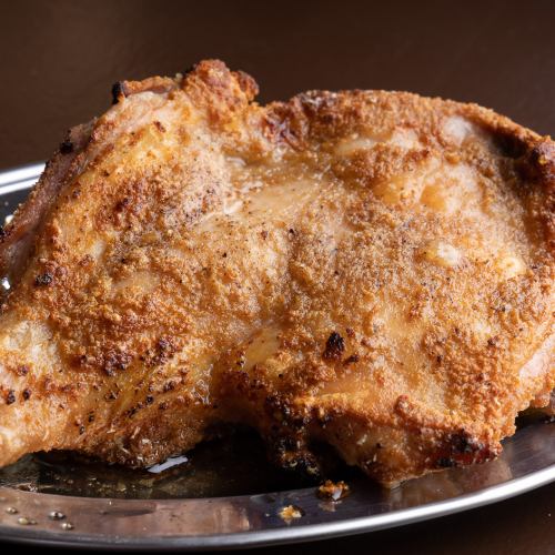 【骨付スパイシーチキン】