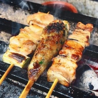 【NO.1 博多焼鳥コース】120分飲み放題付き◇名物スパイシーチキン含む全８品5000円(税込)