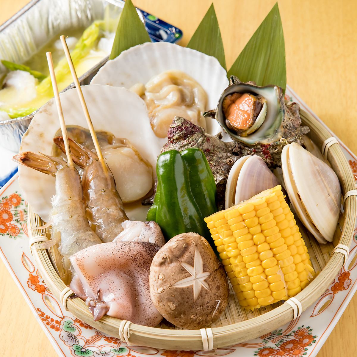 朝市場から仕入れた海鮮を網焼きスタイルでどうぞ♪