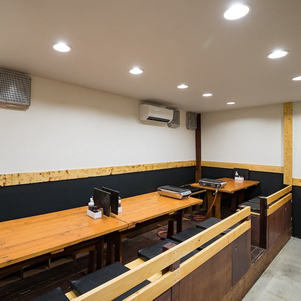 駅からのアクセスが良好な居酒屋は、遅くまで営業しているから仕事帰りや夜のお食事にもぴったり！特別な夜には、25名から貸切も可能で、思い出に残る素敵な時間を演出できるのが魅力★