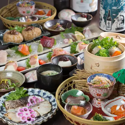 ≪非常适合团体使用!14道菜式宴会菜单(仅含餐食)≫ ¥4,000(含税)
