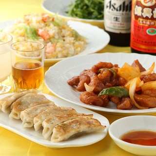 ＜オーダー式食べ飲み放題＞料理約90品飲み物約40種堪能コース3300円(税込)3名様～宴会　貸切