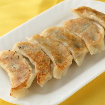 焼き餃子（6コ）