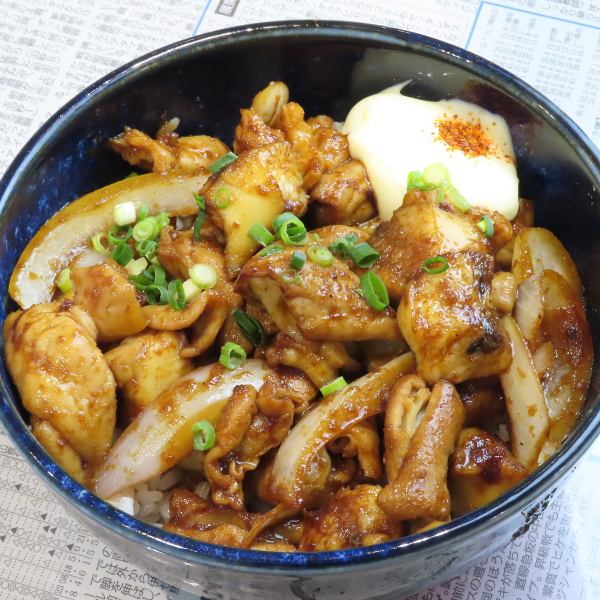 【スペシャルホルモン丼】希少部位のあぶらを贅沢にブレンドしたボリューム満点の一品！