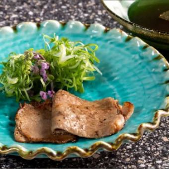 宮崎牛ステーキ＆霜降り肉の焼しゃぶの宮崎牛堪能コース　通常10,200円→9,000円円（税込）