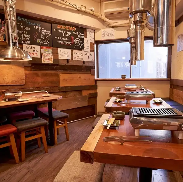 【下北沢でのご宴会に】ご着席時、最大25名様まで収容可能◎各種ご宴会や飲み会・二次会などに是非ご活用ください!また貸切でのご利用も承っておりますので、詳細等、気になる点がございましたらお気軽にご相談ください。