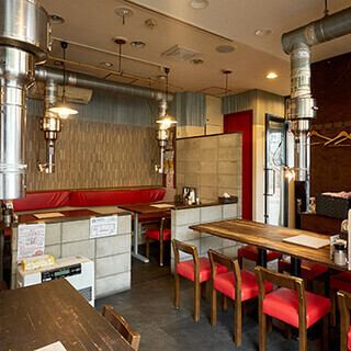 落ち着いた雰囲気の店内でゆったりとお過ごしください♪