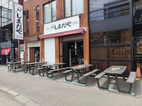 狸小路の屋外ビア席◎
