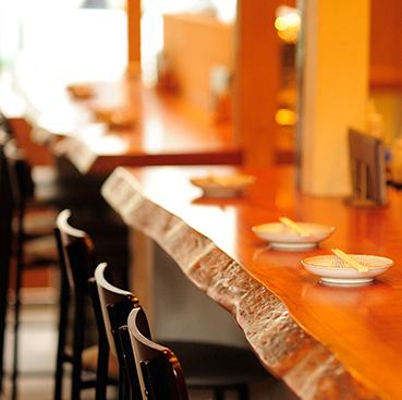 大衆酒場感溢れる店内で、1人飲みにも人気…