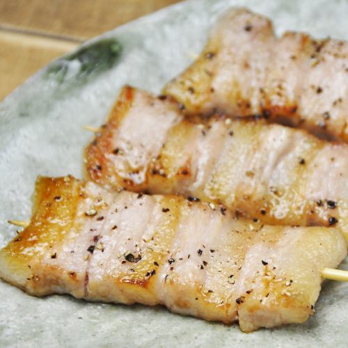 【予約必須】こだわりが詰まった自慢の焼とん!!食材・仕込み・焼・提供全てにこだわった人気焼とん専門店
