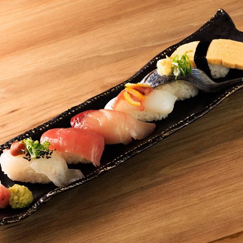 Nigiri Sushi: Assorted 6 pieces (regular)