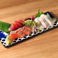 Assortment of 3 kinds of sashimi