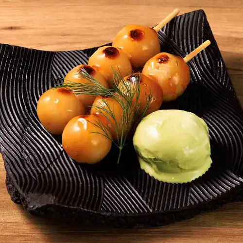 Mitarashi dango & matcha ice cream