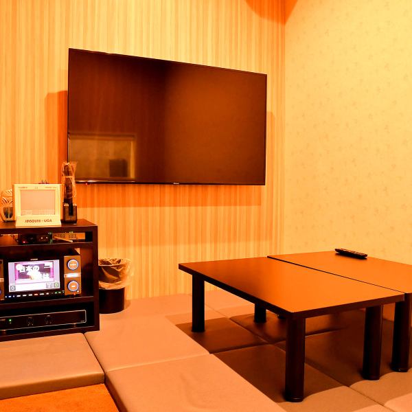 [Open 24 hours ◇ Let's swell up to the morning with the latest karaoke model and large TV ♪] For private use of a small number of people and second party use of various banquets ... We prepare various private rooms that can be used in various scenes ◇ [Basic fee] First 30 minutes: 260 yen ~ (tax included) / Extended fee 30 minutes: 160 yen ~ (tax included) [Free time] 780 yen ~ (tax included)