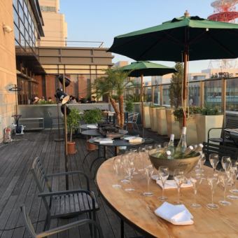 Recommended for both day and night during Golden Week ♪ Tenjin night view and terrace BBQ ☆ After work or with the family! Excellent access, just 1 minute walk!