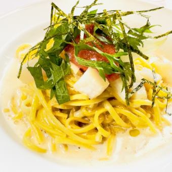 タイラギ貝柱と明太子の高千穂産クリームソース イタリア産カラスミ添え