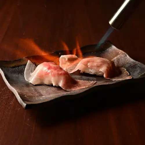 A5飛騨牛炙り寿司 一貫