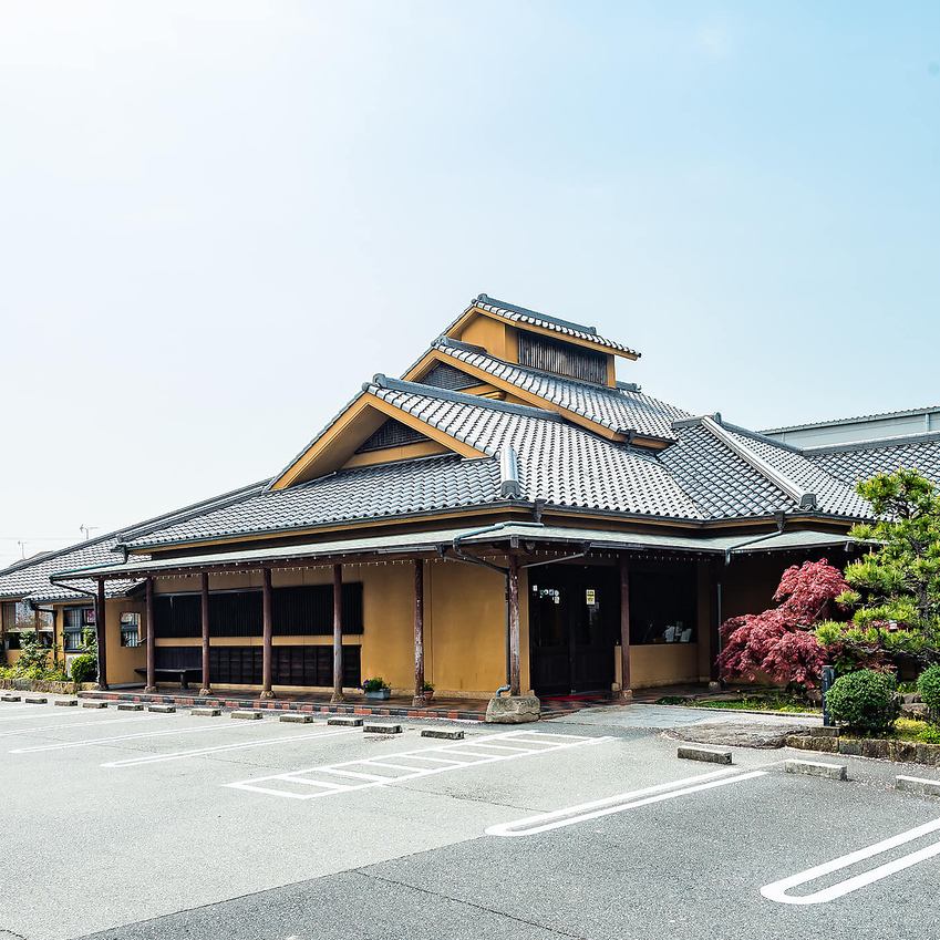純和風の建物で趣があり、こだわりの和食やお肉メニューが美味しいお店！