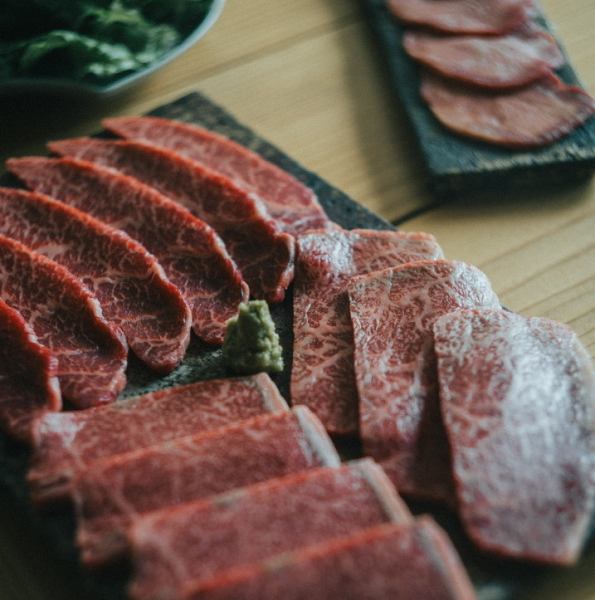 炭火焼でじっくり味わう絶品九州産和牛！お肉の本気を感じさせる選りすぐりのこだわり和牛「オススメ盛り」