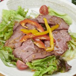 Roast beef salad