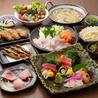 【含3小时畅饮】九道菜套餐,包含珍稀金枪鱼排、金枪鱼碎、握寿司、西京味噌腌银鳕鱼、萨摩烧“五月鸡” - ¥5890 ⇒ ¥5000