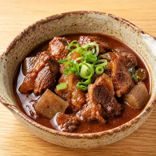 国産牛スジの赤味噌煮込み