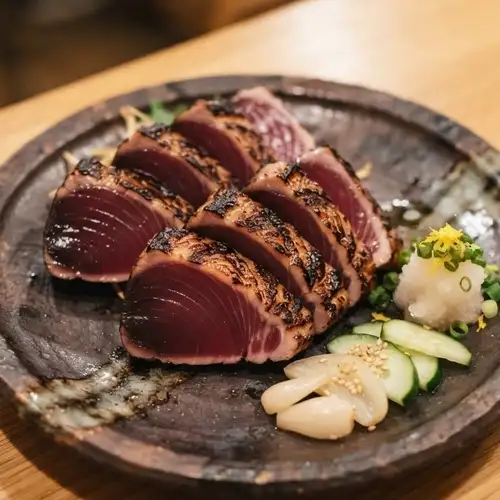 黄金クジラ赤身の藁焼き