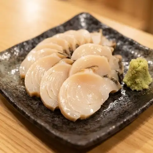 活つぶ貝 刺身