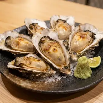 焼き 岩牡蠣 本山葵添え