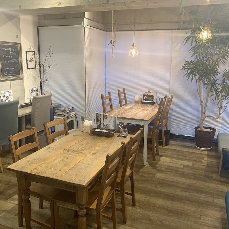 お席 Cafe ダイニングバー Liere Cafe リエルカフェ 八千代台店