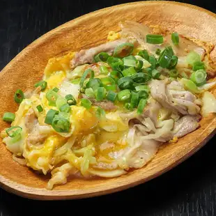 Stir-fried pork, cabbage, and egg