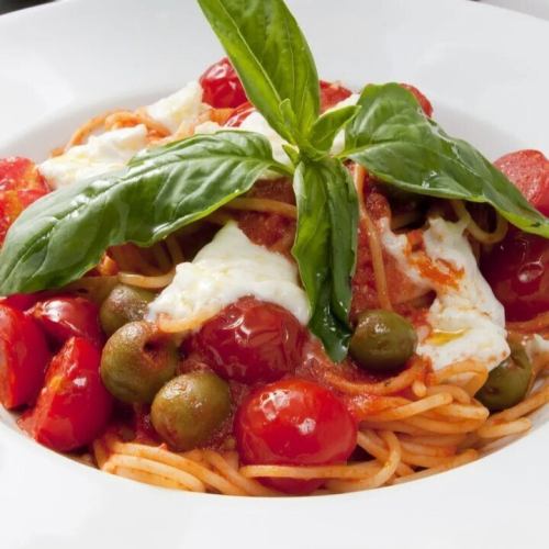 Mozzarella and cherry tomatoes