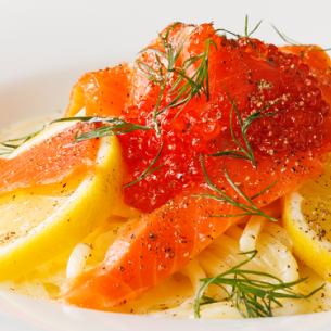 훈제 연어 레몬 크림