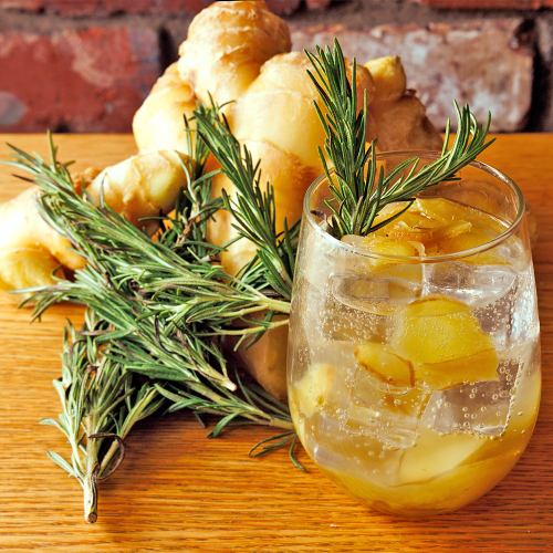 Be sure to enjoy our signature drinks with your lunch.