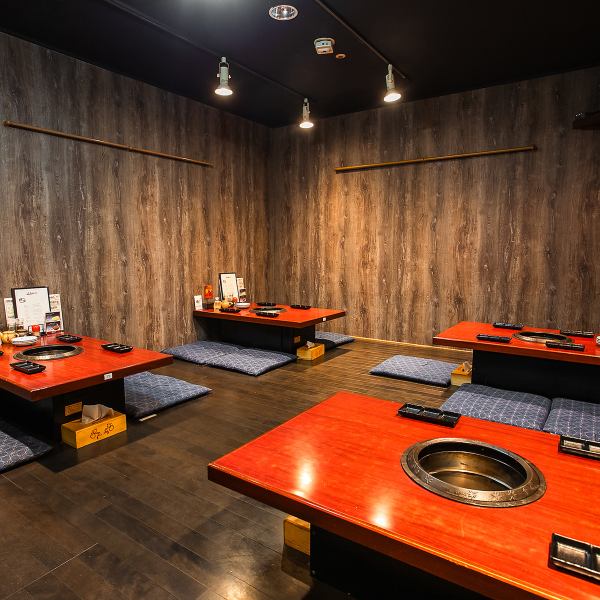 【団体様歓迎！】各種宴会、デート、ご友人との親睦会、会社の小規模～中規模の宴会などにピッタリです！HOTPEPPERグルメからご予約の方のみ飲み放題のご利用が可能です。また、１０名様以上の宴会予約で幹事１名様が無料となります。